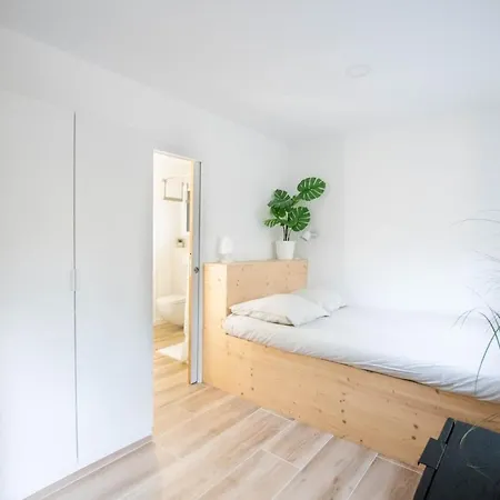 La Dependance Canopee Du דירה *