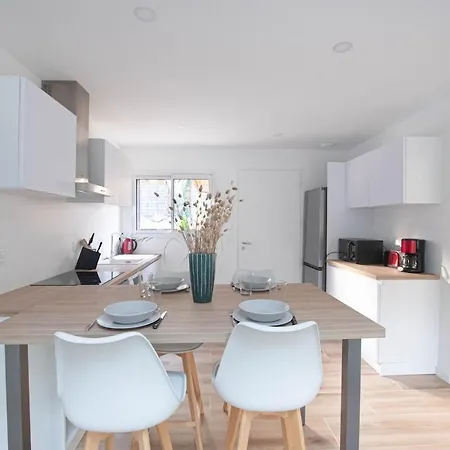 דירה La Dependance Canopee Du סניוס